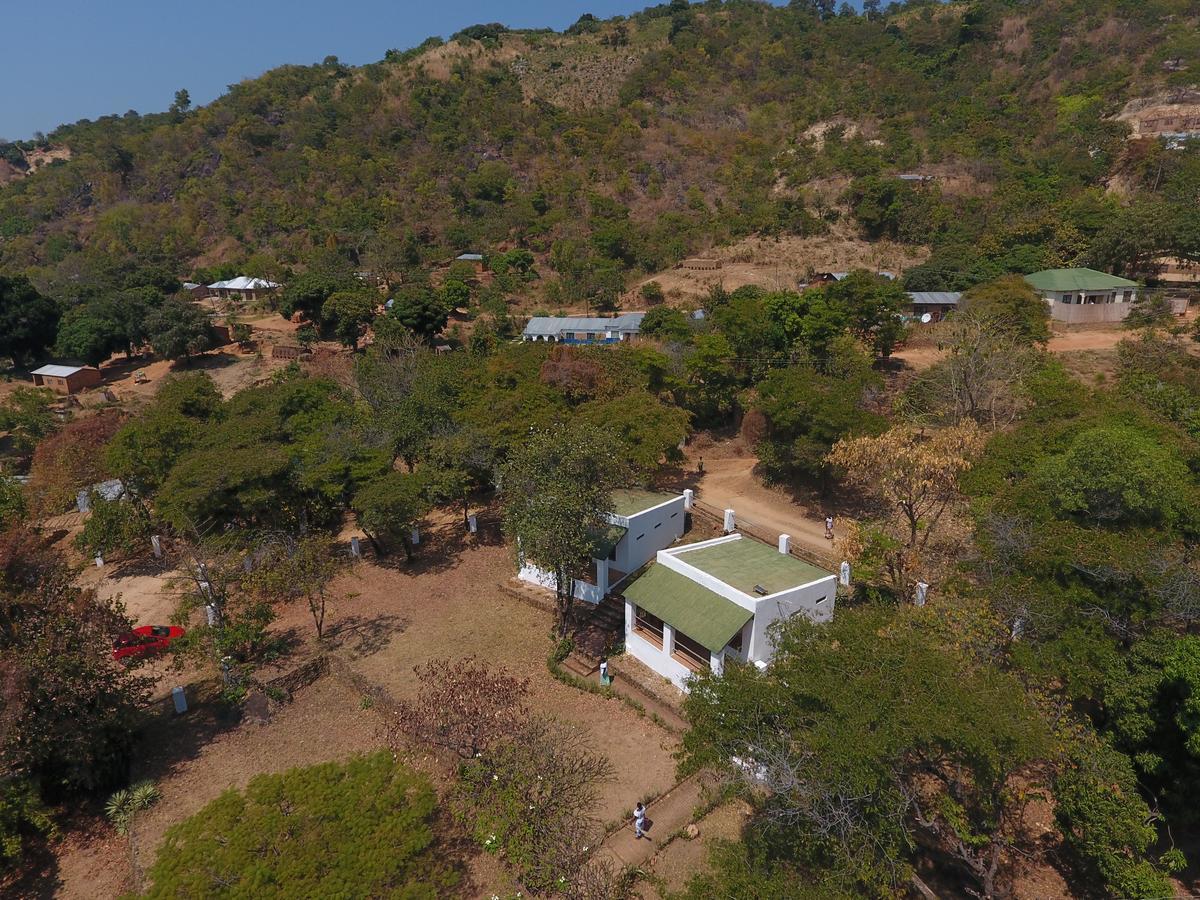 Njaya Lodge Nkhata Bay Экстерьер фото